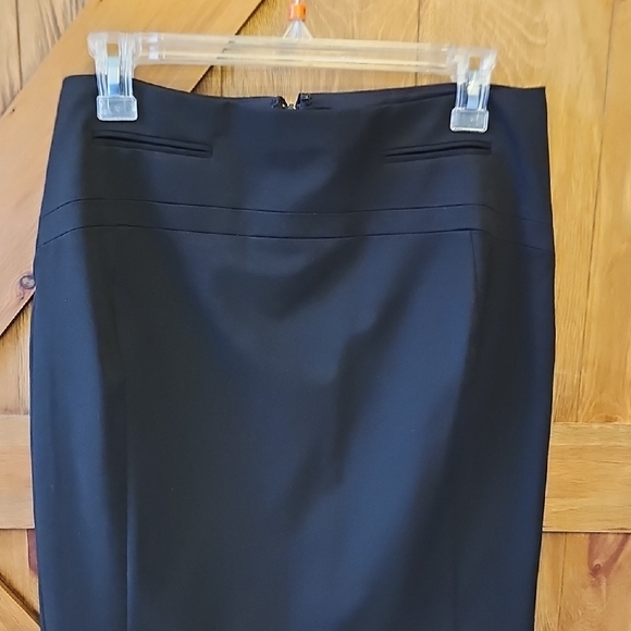 The Limited Black Women's Blazer & Express Matching Skirt - Picture 6 of 9